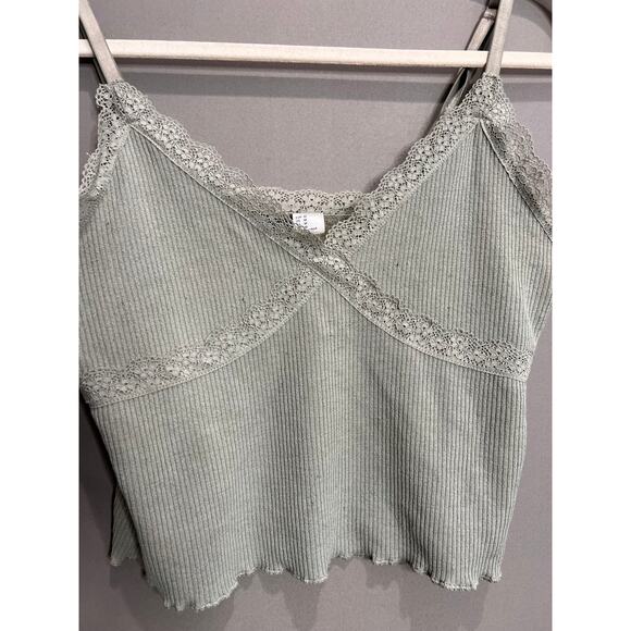 H&M Divided Womens Green Tank Top Size M Lace Crop Casual Minimalist Cami - Picture 3 of 7